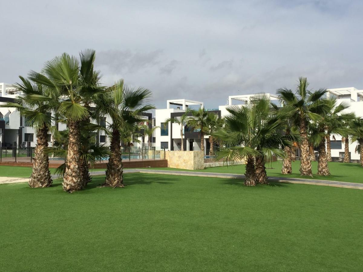 Apartment Oasisbeach La Zenia Orihuela Exterior photo