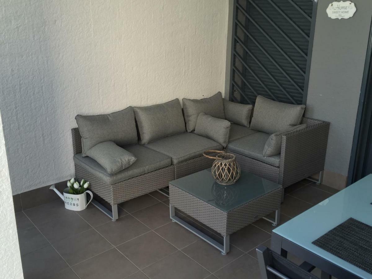 Apartment Oasisbeach La Zenia Orihuela Exterior photo