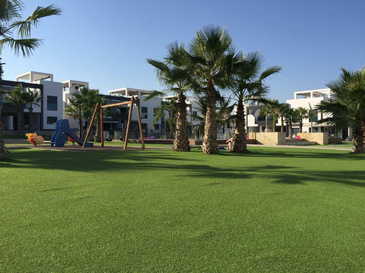 Apartment Oasisbeach La Zenia Orihuela Exterior photo