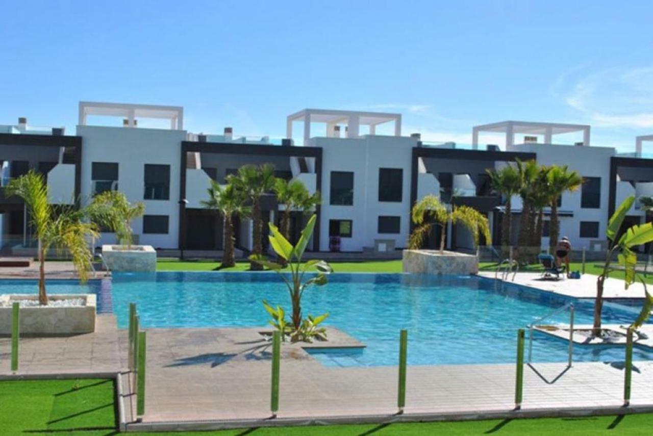 Apartment Oasisbeach La Zenia Orihuela Exterior photo